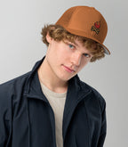 Gorra trucker con malla trasera